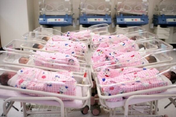 2021年中国人口出生率降至现代历史最低水平